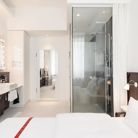 Ruby Leni 4* Dusseldorf