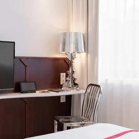 Ruby Leni Hotel Dusseldorf