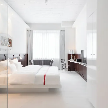 Ruby Leni 4* Dusseldorf
